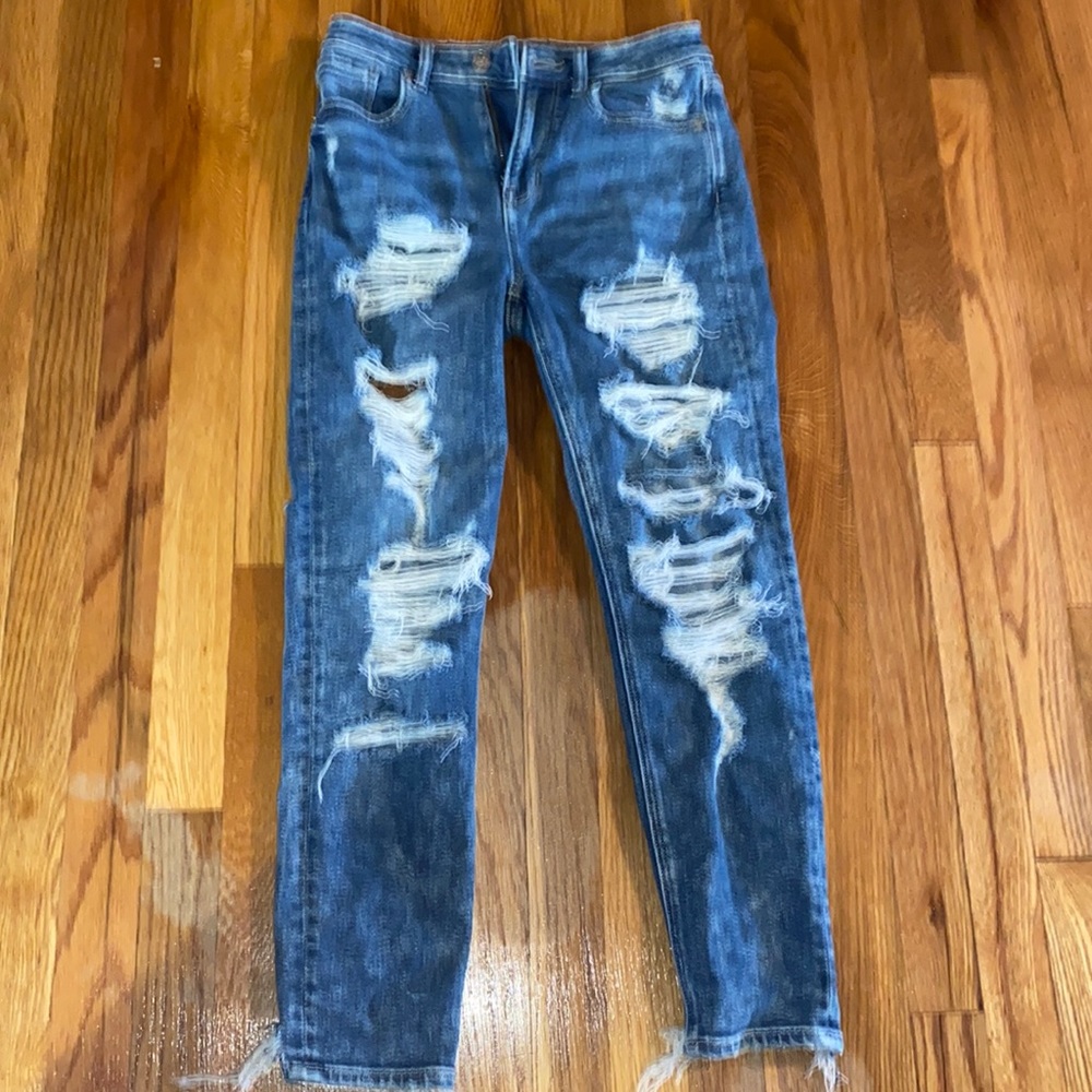 American Eagle Mom Jeans